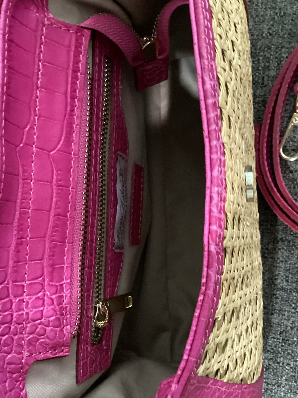 Maria Antonieta Pink Trim Woven Satchel with Detachable Strap - Picture 4 of 12